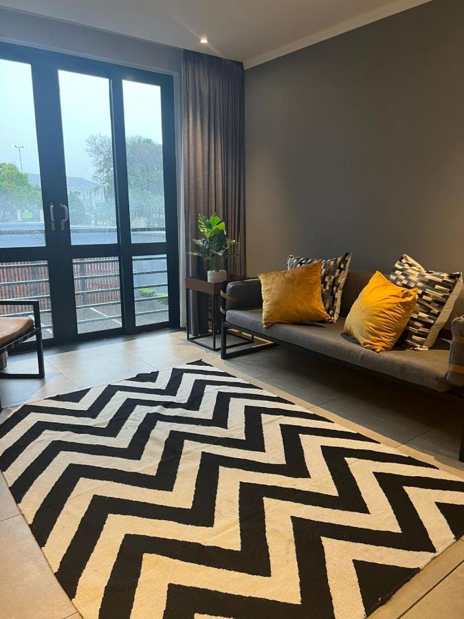 The Max Sandton Apartamento *